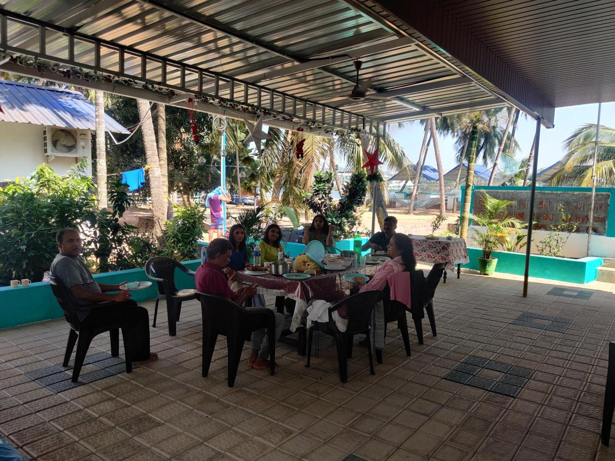 Cradle N Palms Hotel Mangalore Exterior photo